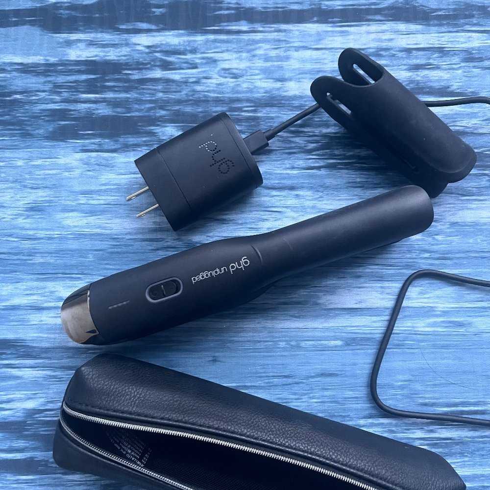ghd Unplugged Styler - Cordless Flat Iron
